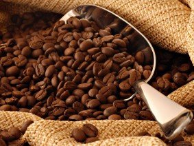 быстрорастворимый или зерновой кофе
