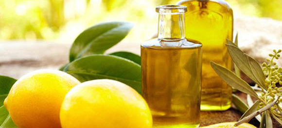 Одним из эфирных масел против выпадения волос является лимон