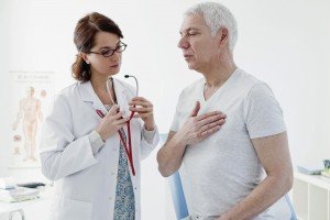 пациент жалуется на сердце врачу